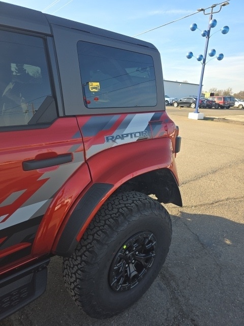 2024 Ford Bronco Raptor photo 2