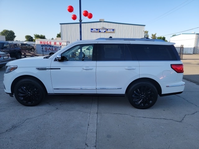 Used 2020 Lincoln Navigator Black Label with VIN 5LMJJ2TT1LEL00519 for sale in Los Banos, CA