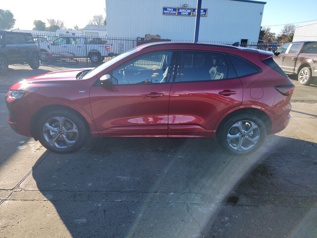 Used 2023 Ford Escape ST-Line with VIN 1FMCU9MN2PUA36928 for sale in Los Banos, CA