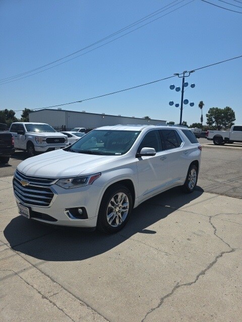 2020 Chevrolet Traverse High Country photo 2