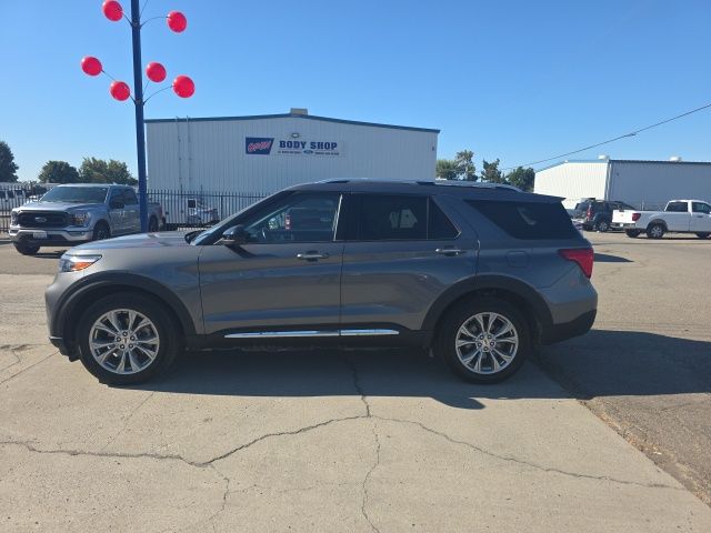 2023 Ford Explorer Limited 4WD's photo