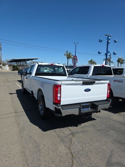 2025 Ford F-250 XL photo 3