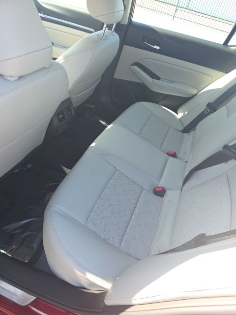 2024 Nissan Altima SL - Photo 9