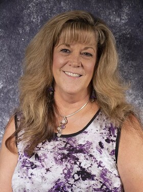 Staff member Karen Paulhe from 8e5e87437196