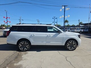 2026 Ford Expedition Max Platinum SUV