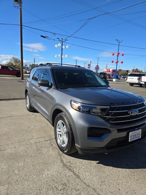 2022 Ford Explorer XLT photo 4