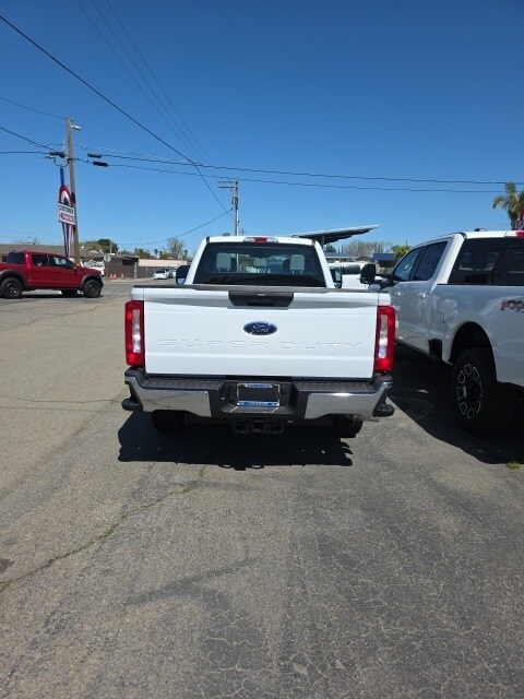 2025 Ford F-250 XL photo 4