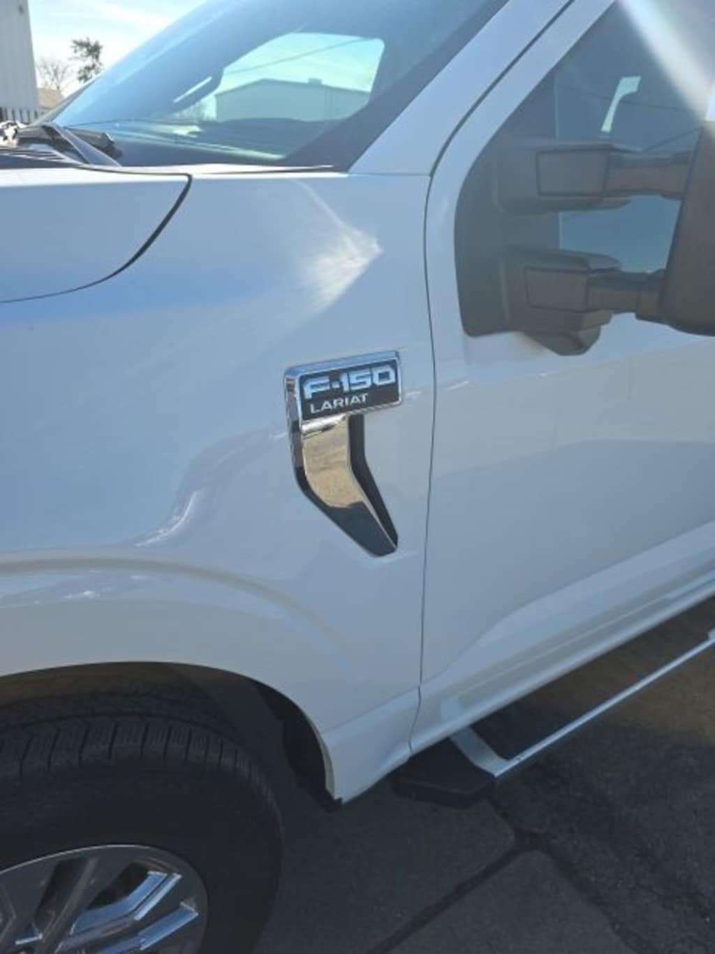 New 2025 Ford F-150 Lariat TRUCK