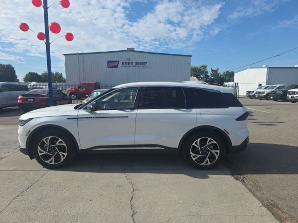 Used 2025 Lincoln Nautilus Premiere SUV