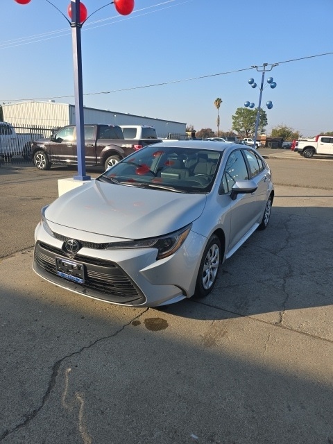 Used 2023 Toyota Corolla LE with VIN 5YFB4MDEXPP062144 for sale in Los Banos, CA