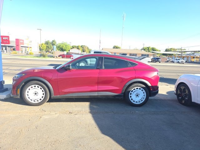 2025 Ford Mustang Mach-E