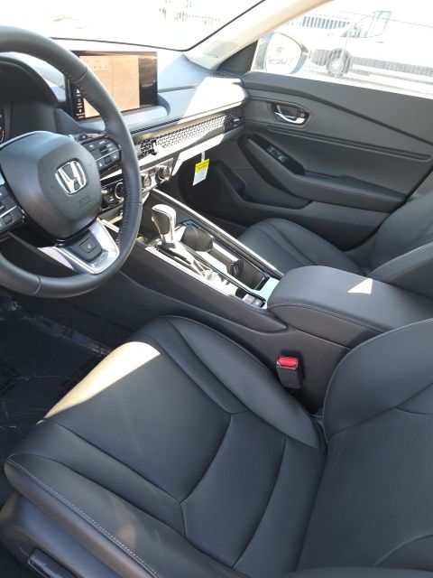2025 Honda Accord Hybrid Touring - Photo 12