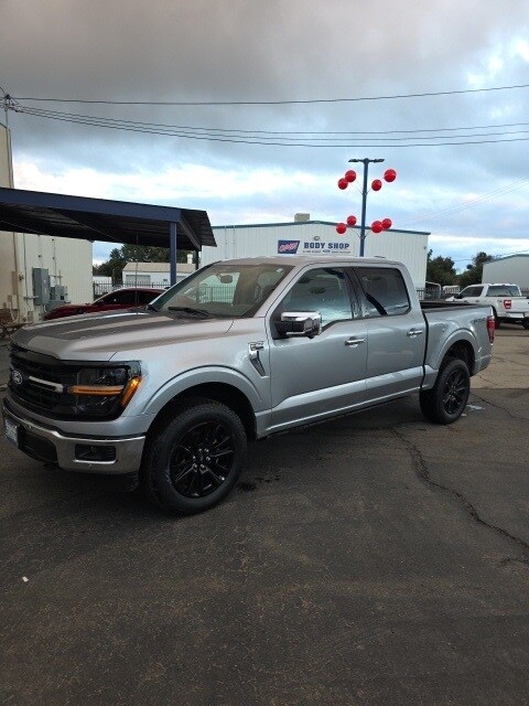 2024 Ford F-150 XLT photo 2