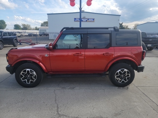 Used 2022 Ford Bronco 4-Door Outer Banks with VIN 1FMEE5BP0NLB09249 for sale in Los Banos, CA