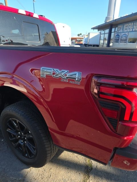 2025 Ford F-150 Platinum - Photo 8