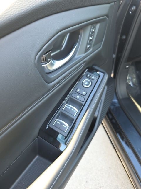 2025 Honda Accord Hybrid Touring - Photo 16