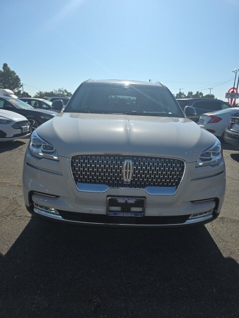 2023 Lincoln Aviator Reserve photo 3