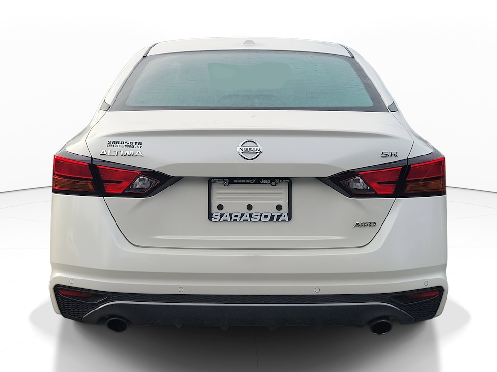 Used 2020 Nissan Altima 2.5 SR Sedan