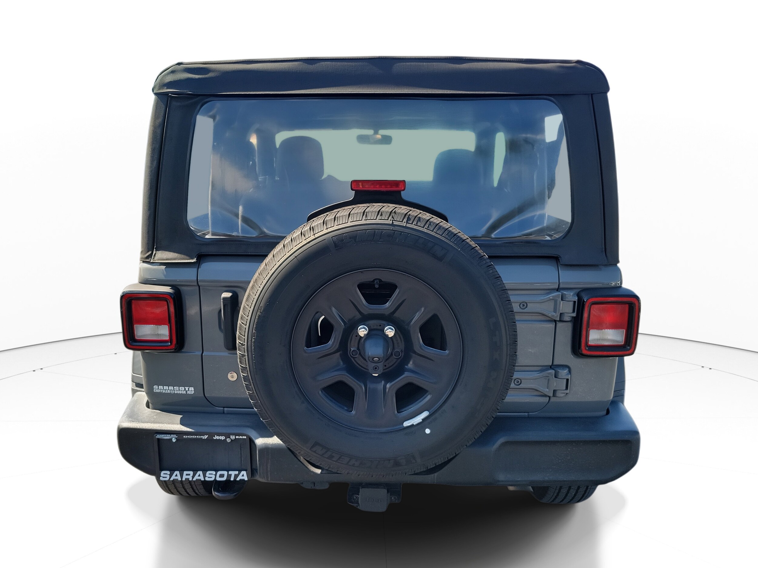 2021 Jeep Wrangler Sport photo 4
