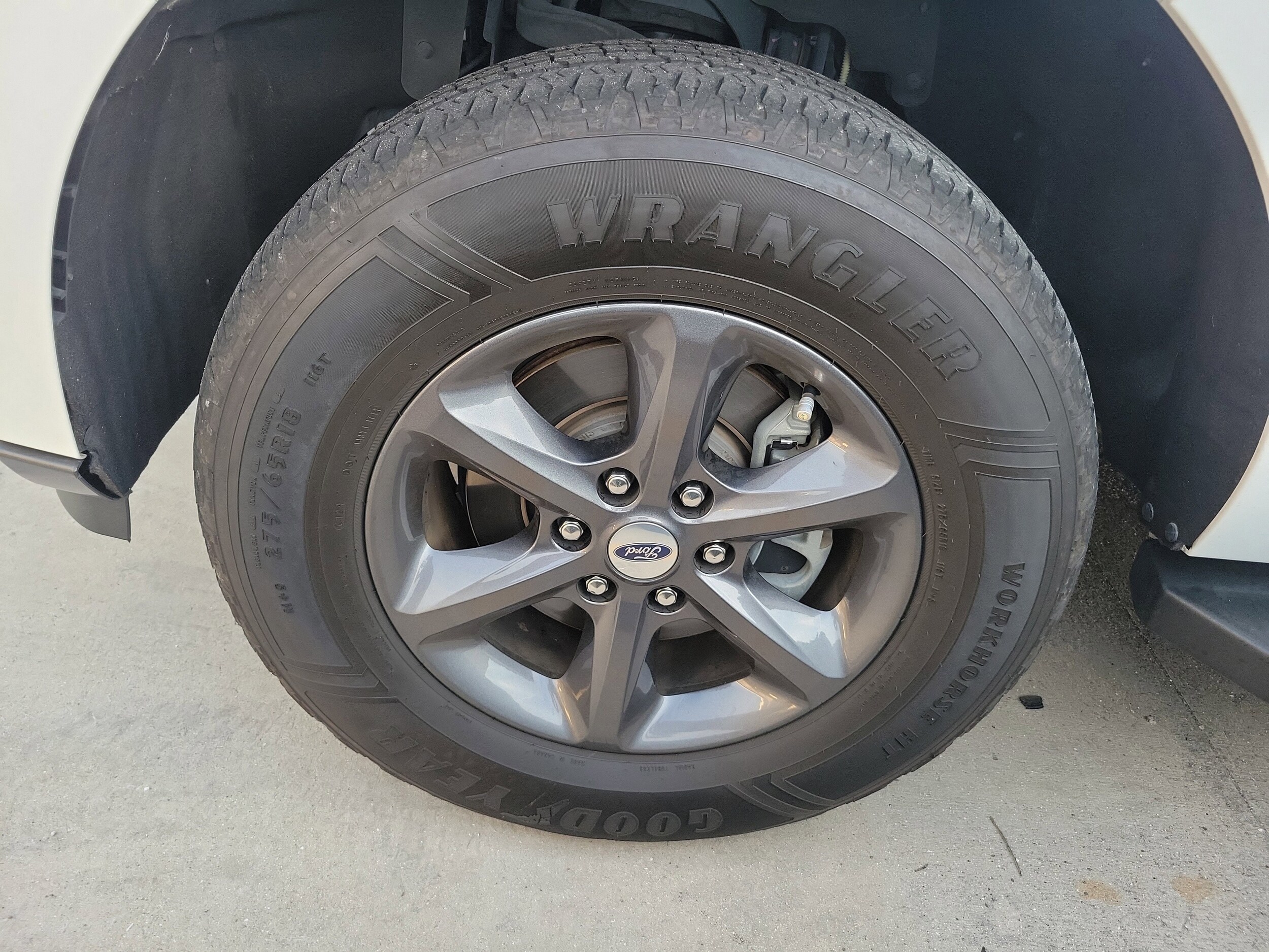 2020 Ford Expedition XLT photo 4