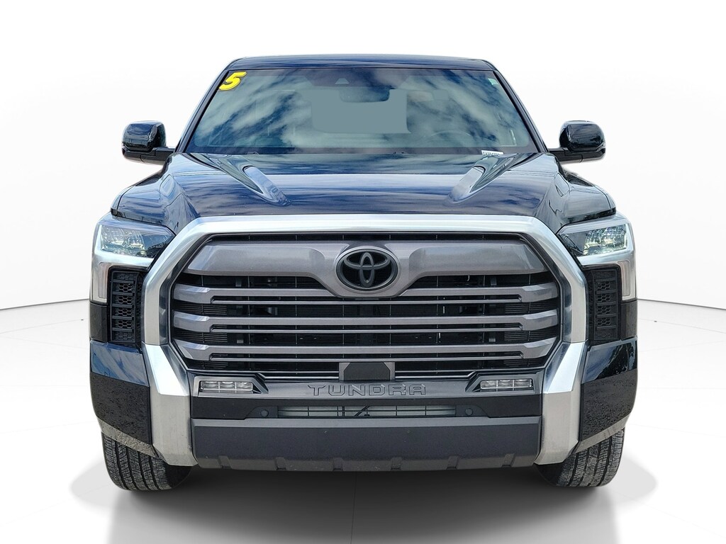 Used 2025 Toyota Tundra 4WD Limited Limited CrewMax 5.5 Bed
