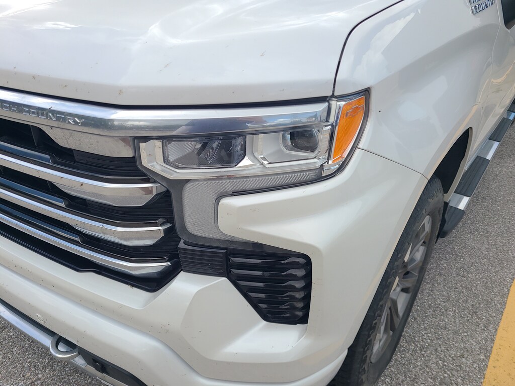 Used 2023 Chevrolet Silverado 1500 High Country 4WD Crew Cab 147 High Country