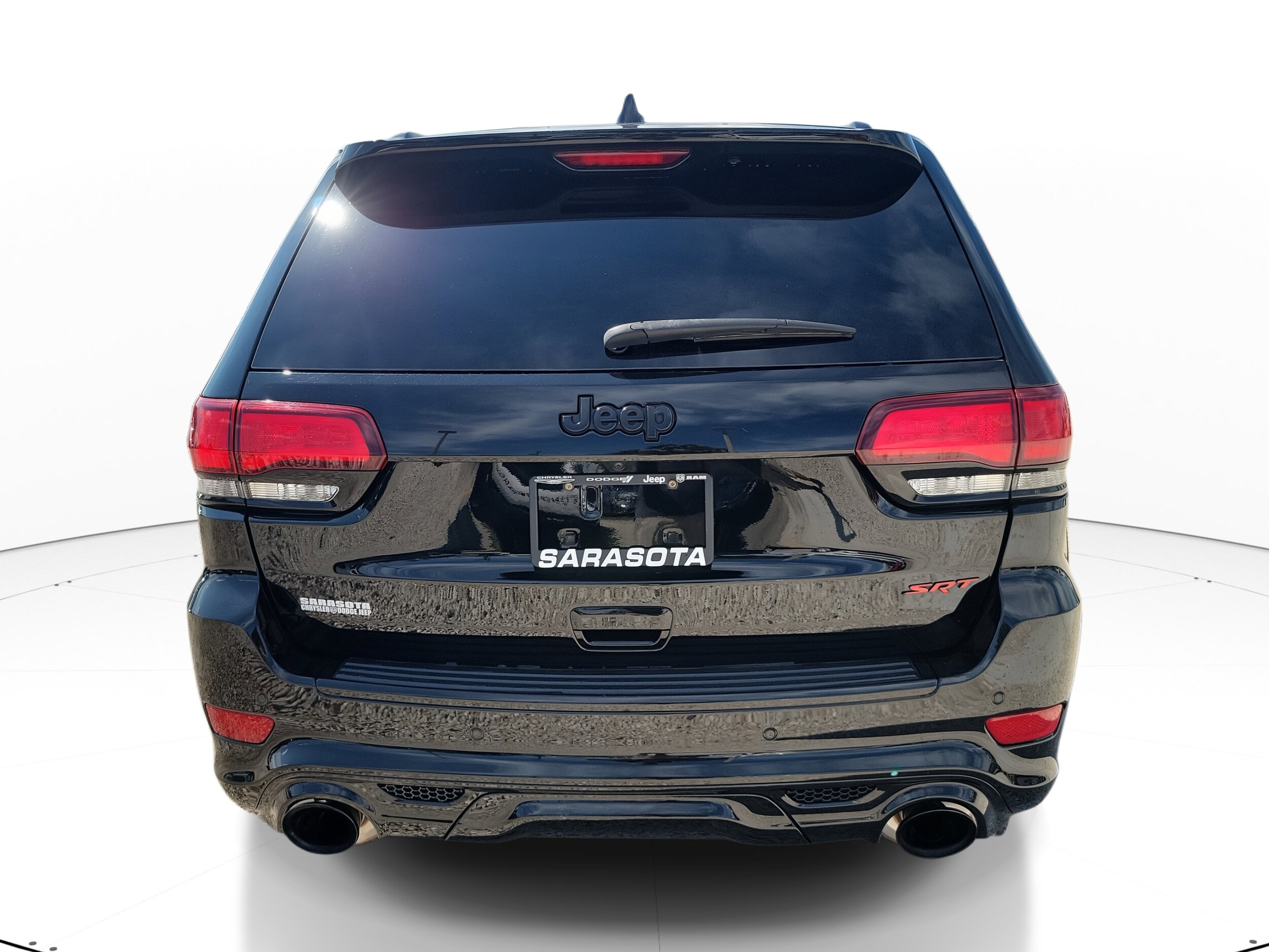 2020 Jeep Grand Cherokee SRT8 photo 4