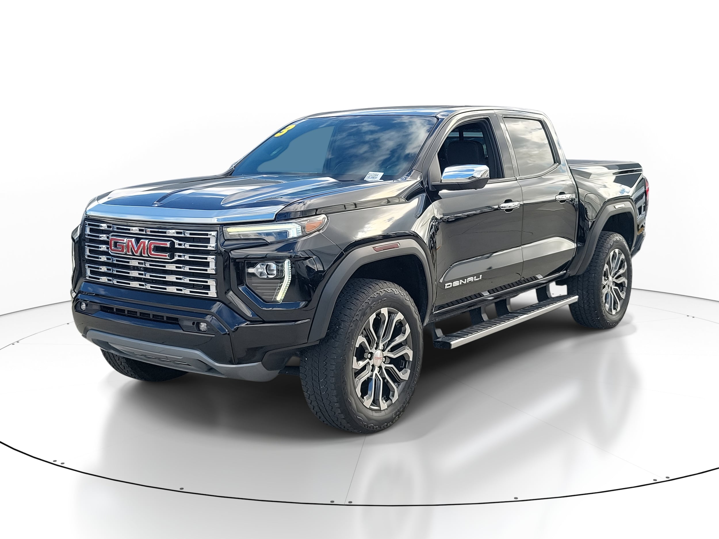 2023 GMC Canyon Denali's photo