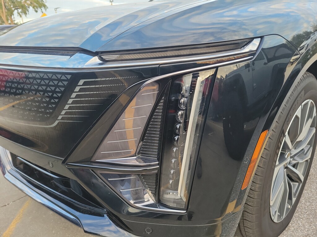 Used 2024 Cadillac Lyriq Sport Sport w/1SK