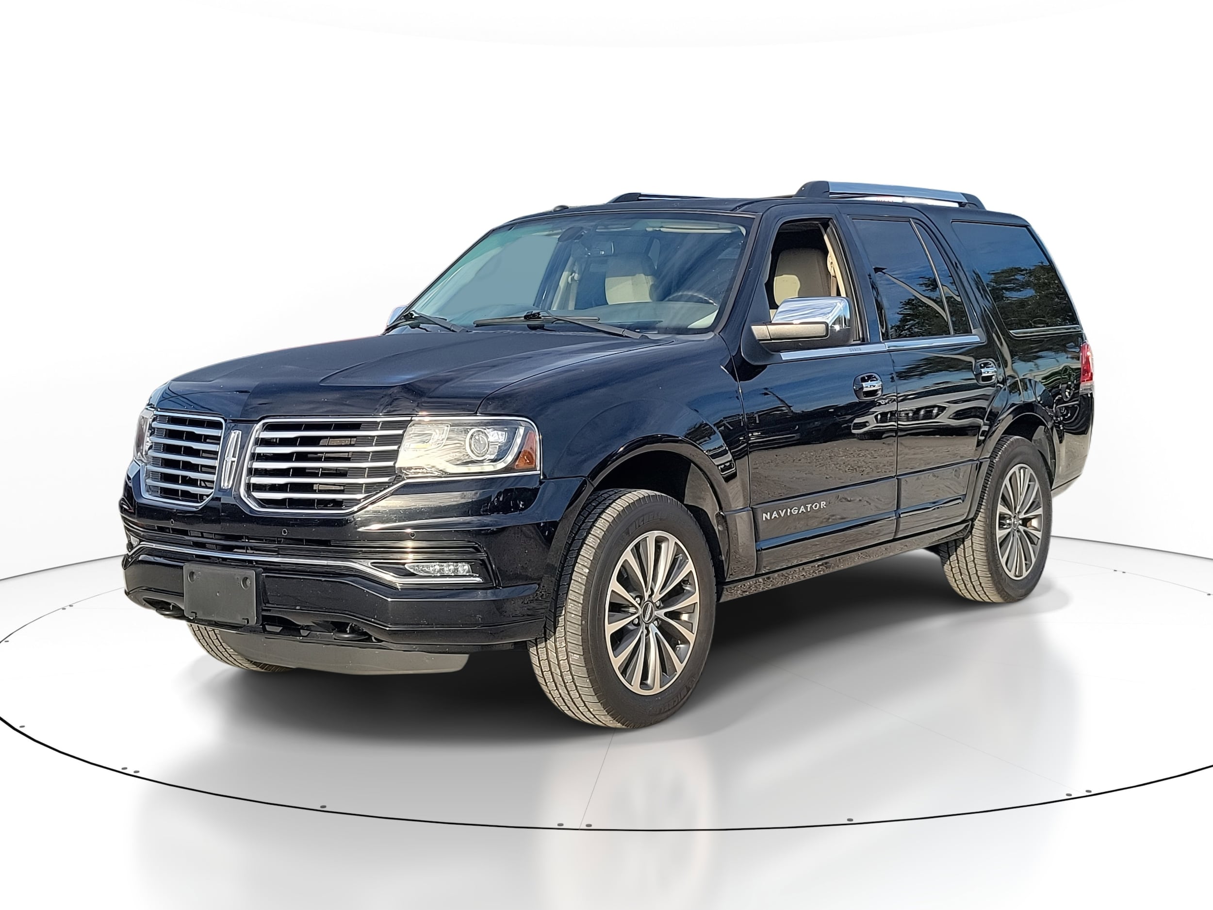 2017 Lincoln Navigator Select's photo