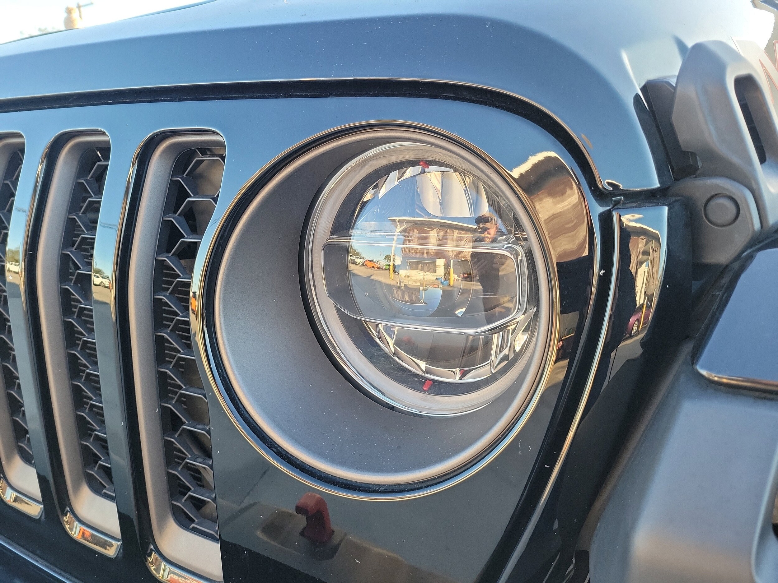 2023 Jeep Gladiator Mojave photo 2