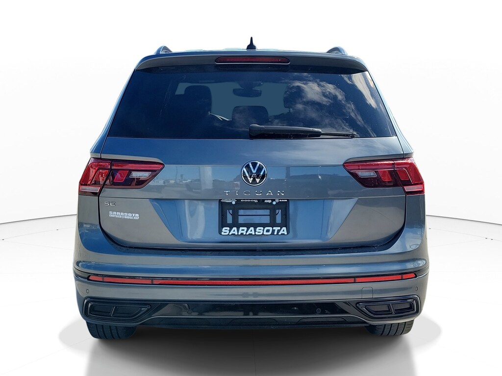 Used 2022 Volkswagen Tiguan SE R-Line Black 2.0T SE R-Line Black FWD