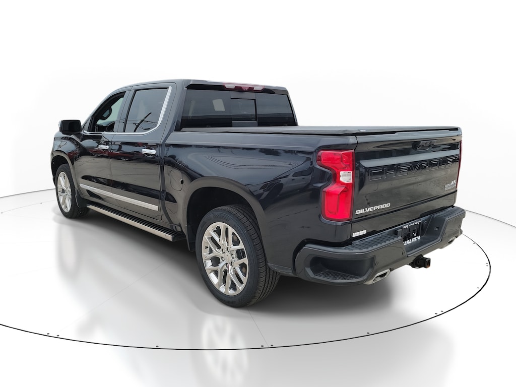 Used 2023 Chevrolet Silverado 1500 High Country 2WD Crew Cab 147 High Country