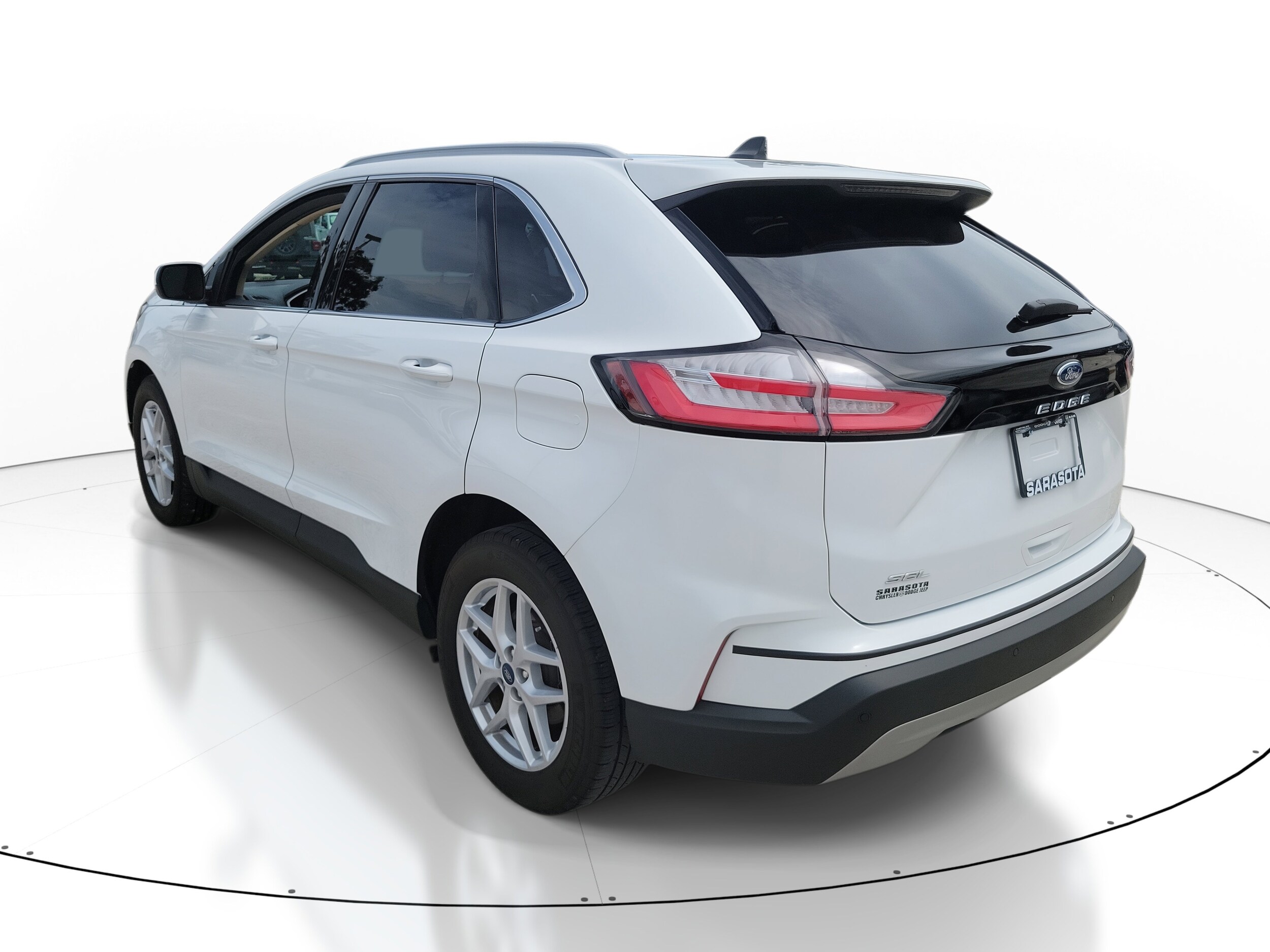 2021 Ford Edge SEL photo 3