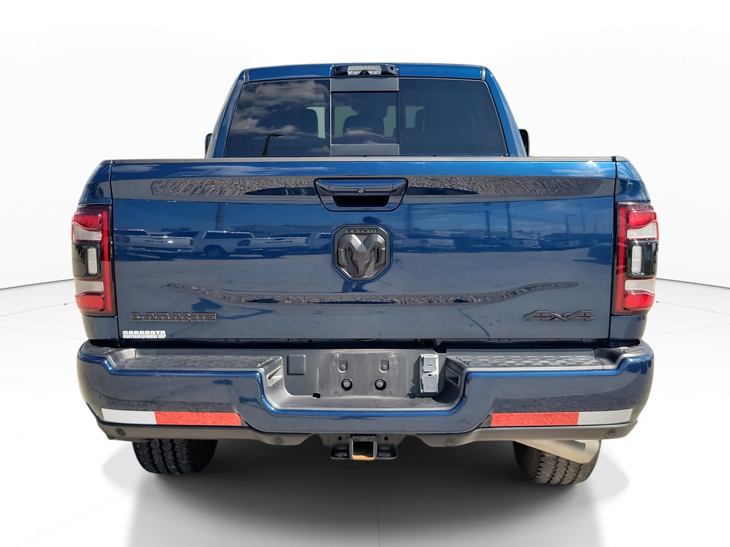2023 Ram 3500 Laramie photo 4