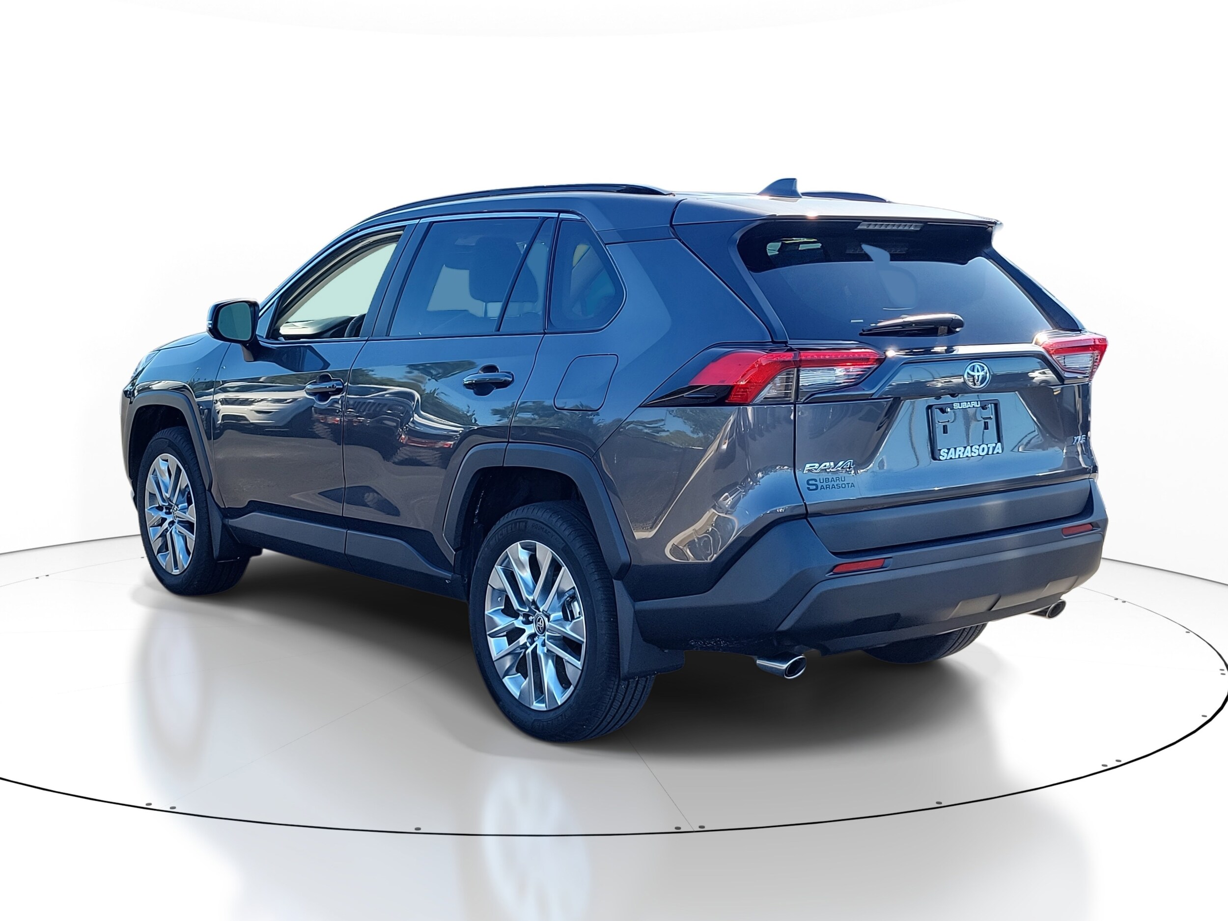 2024 Toyota RAV4 XLE Premium photo 4