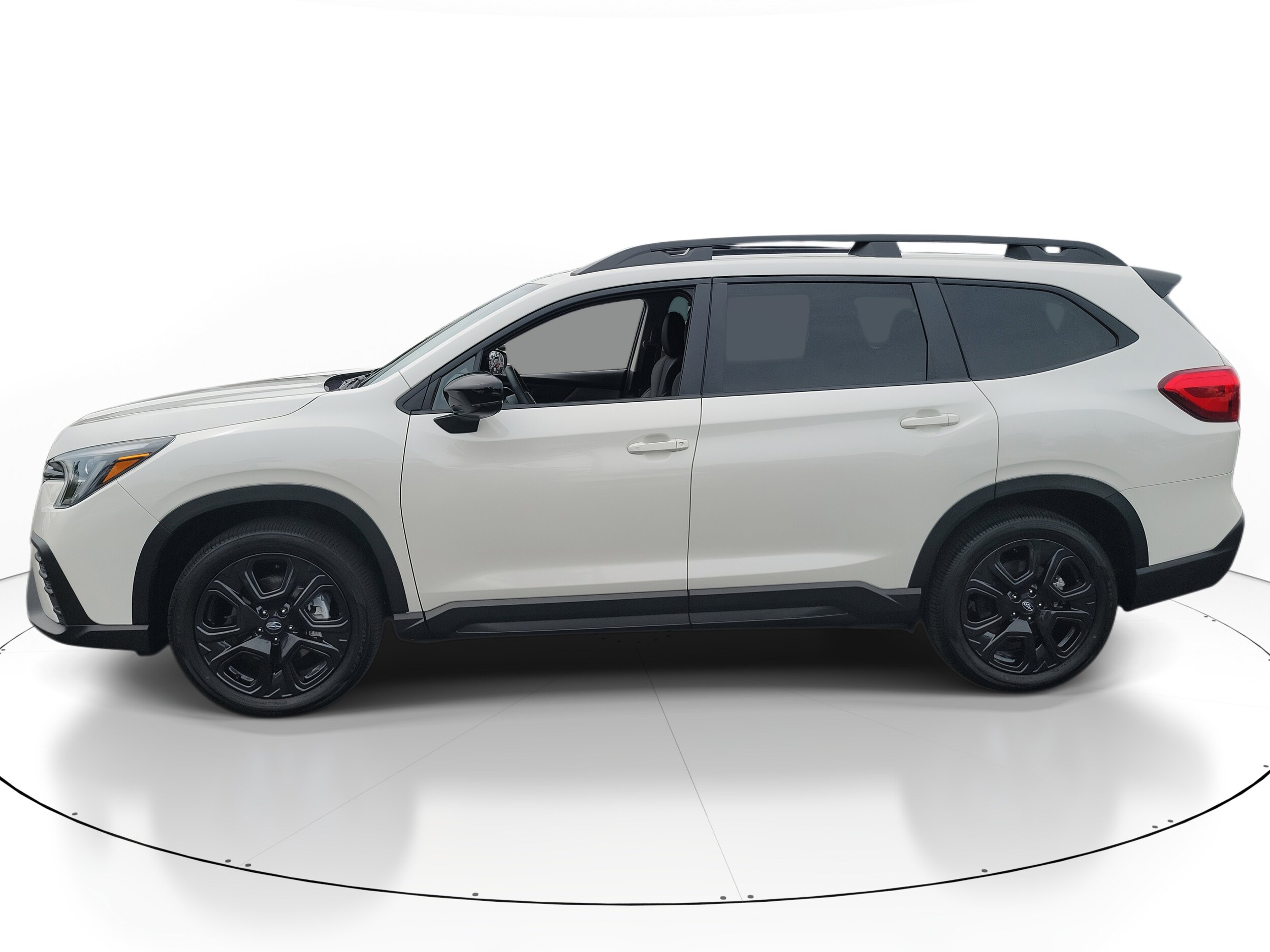 2025 Subaru Ascent Onyx Edition photo 3