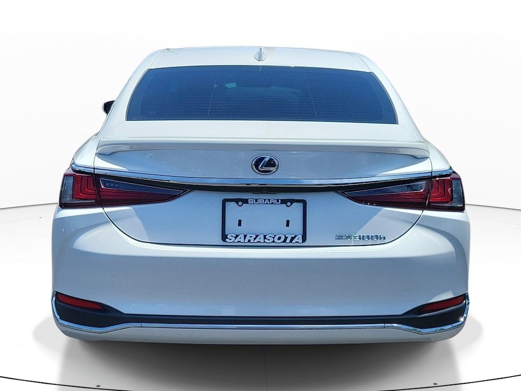 Used 2022 Lexus ES 300h Sedan