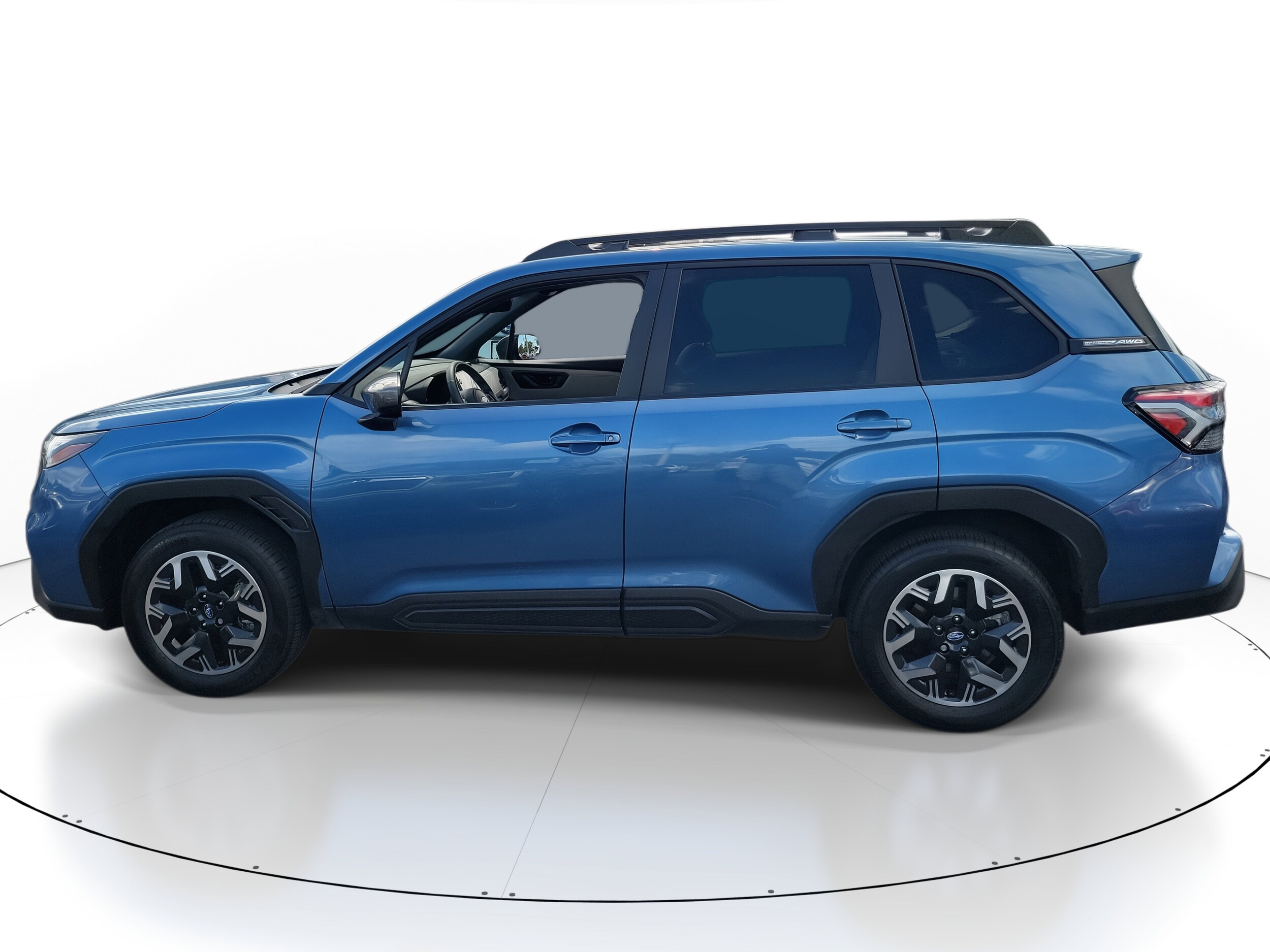 2025 Subaru Forester Premium photo 3