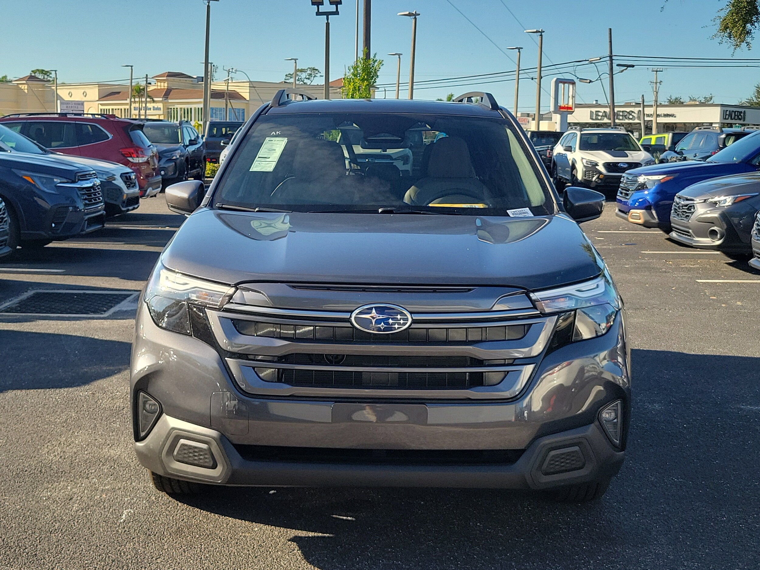 2025 Subaru Forester Premium Base photo 2