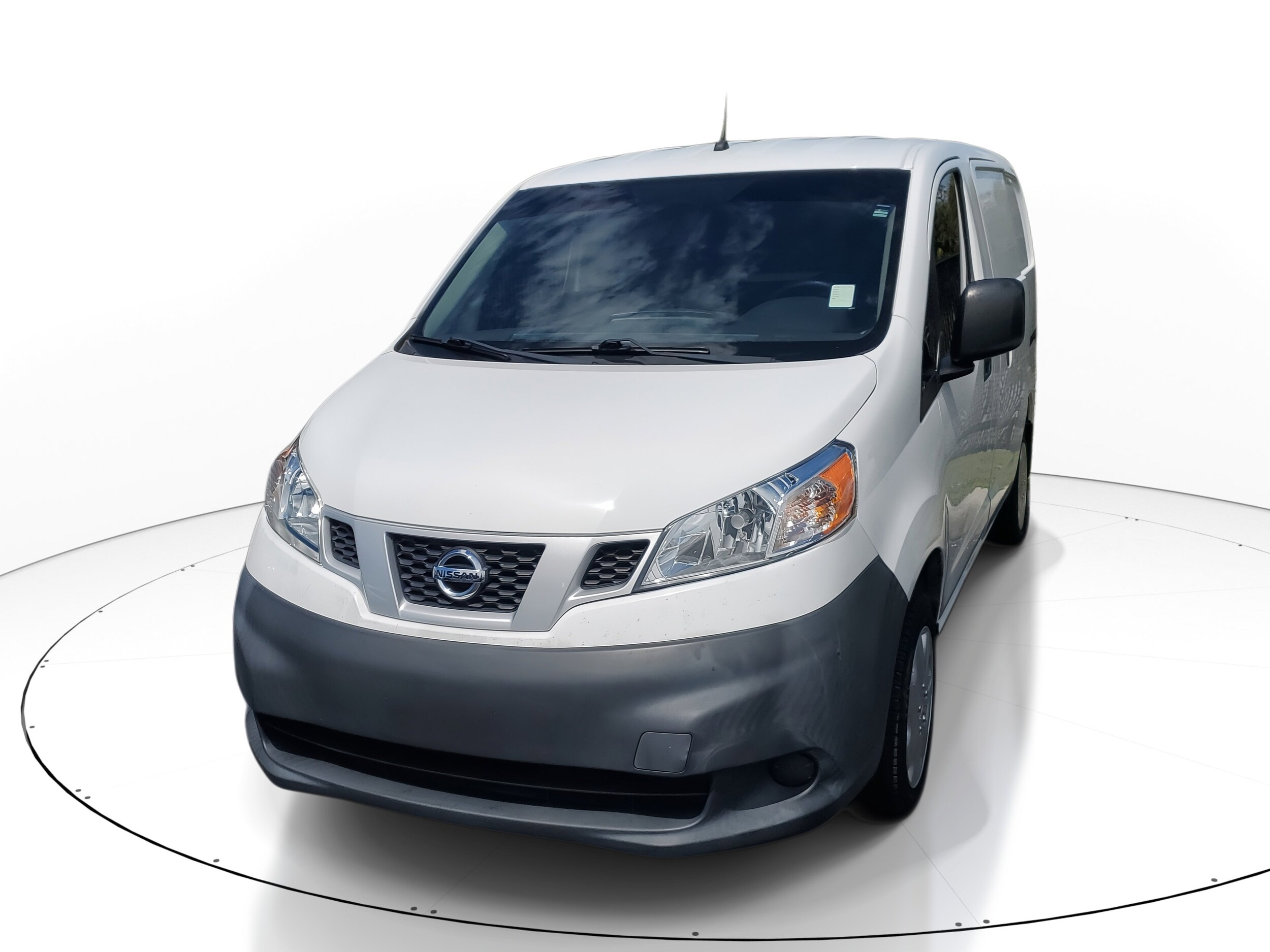 2019 Nissan NV200 S photo 3