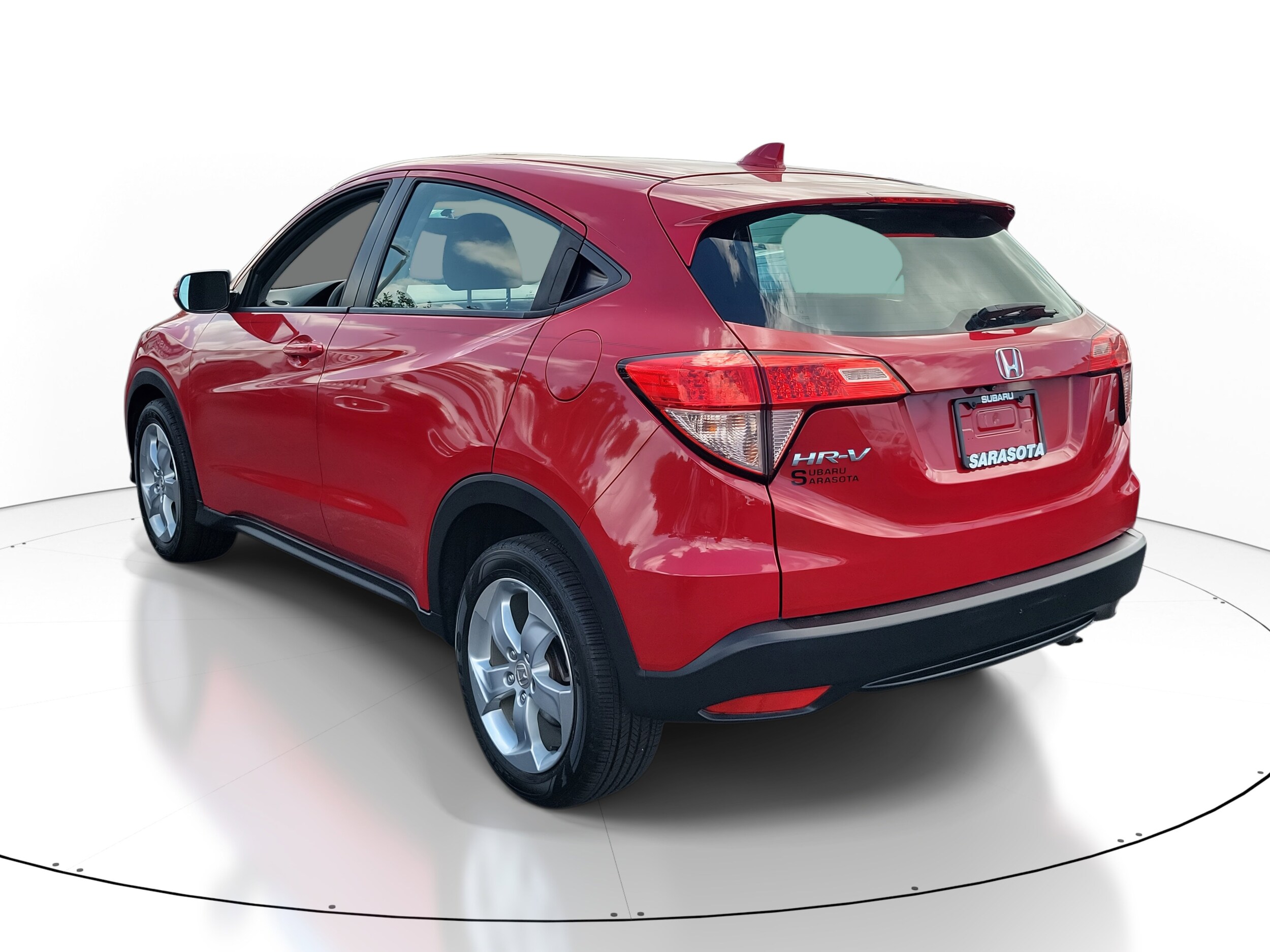 2016 Honda HR-V LX photo 2