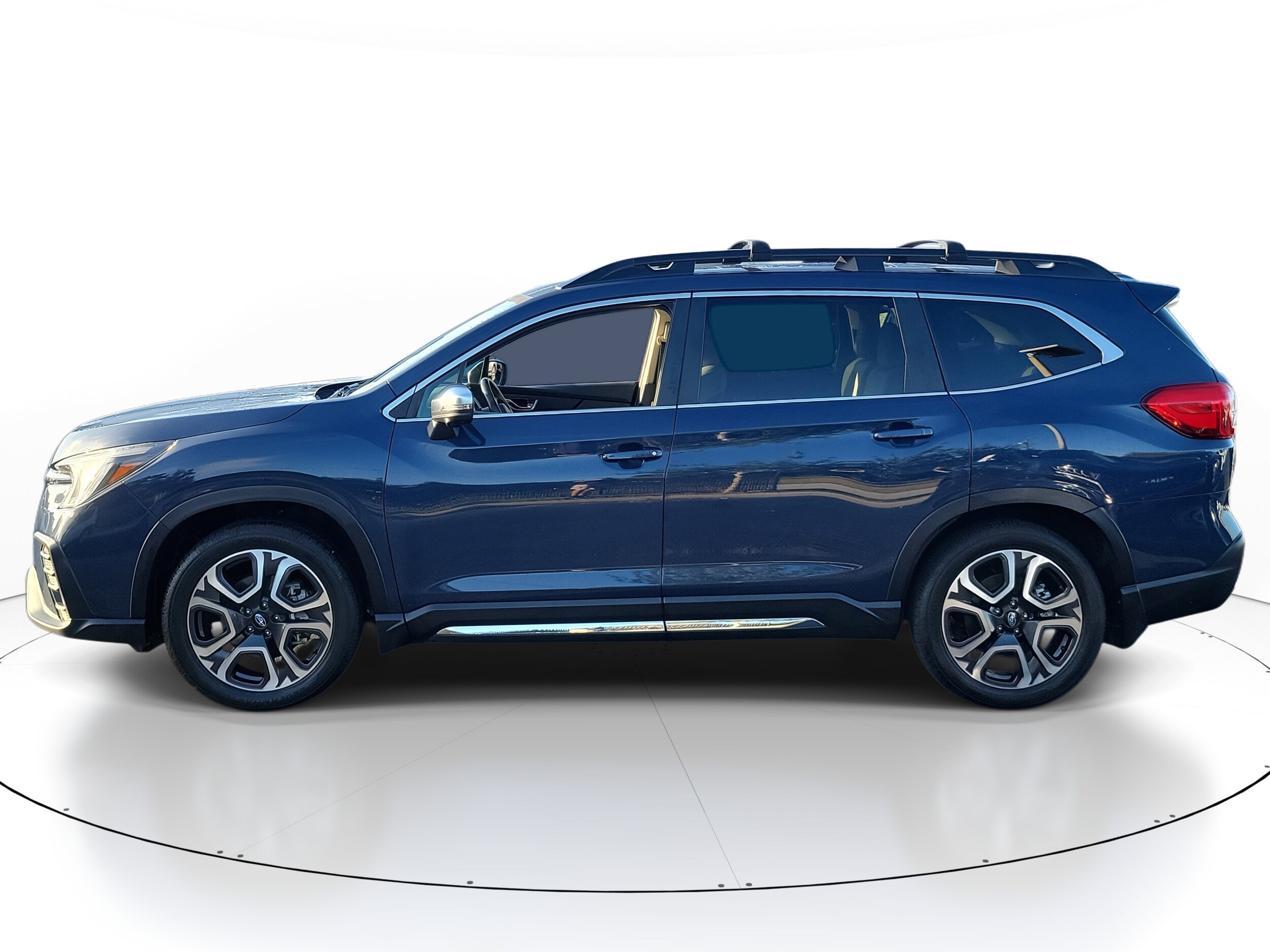 2023 Subaru Ascent Limited photo 3