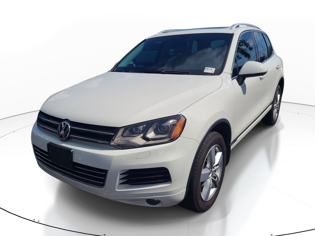 Used 2014 Volkswagen Touareg SUV