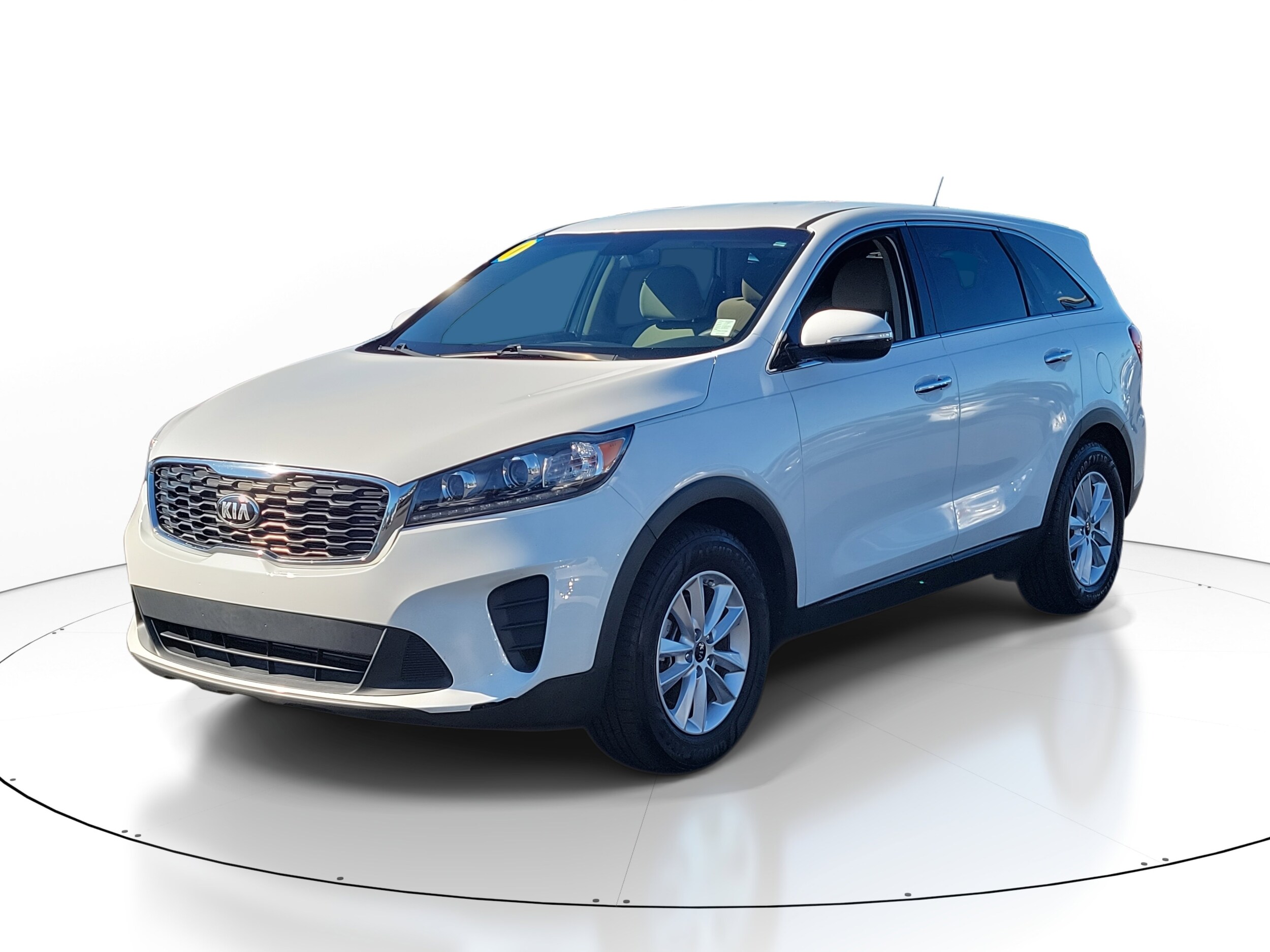 2020 Kia Sorento LX photo 2