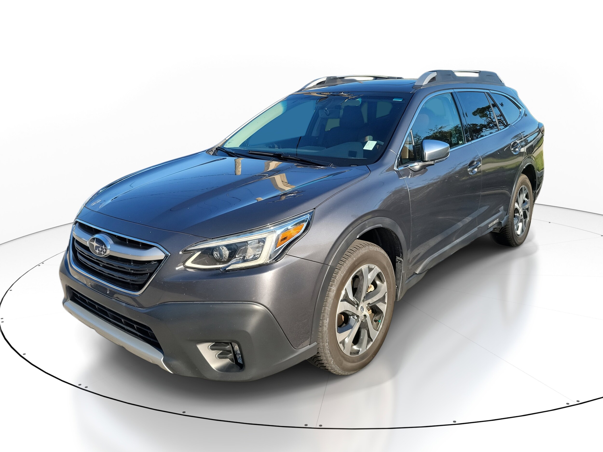 2020 Subaru Outback Touring XT photo 3
