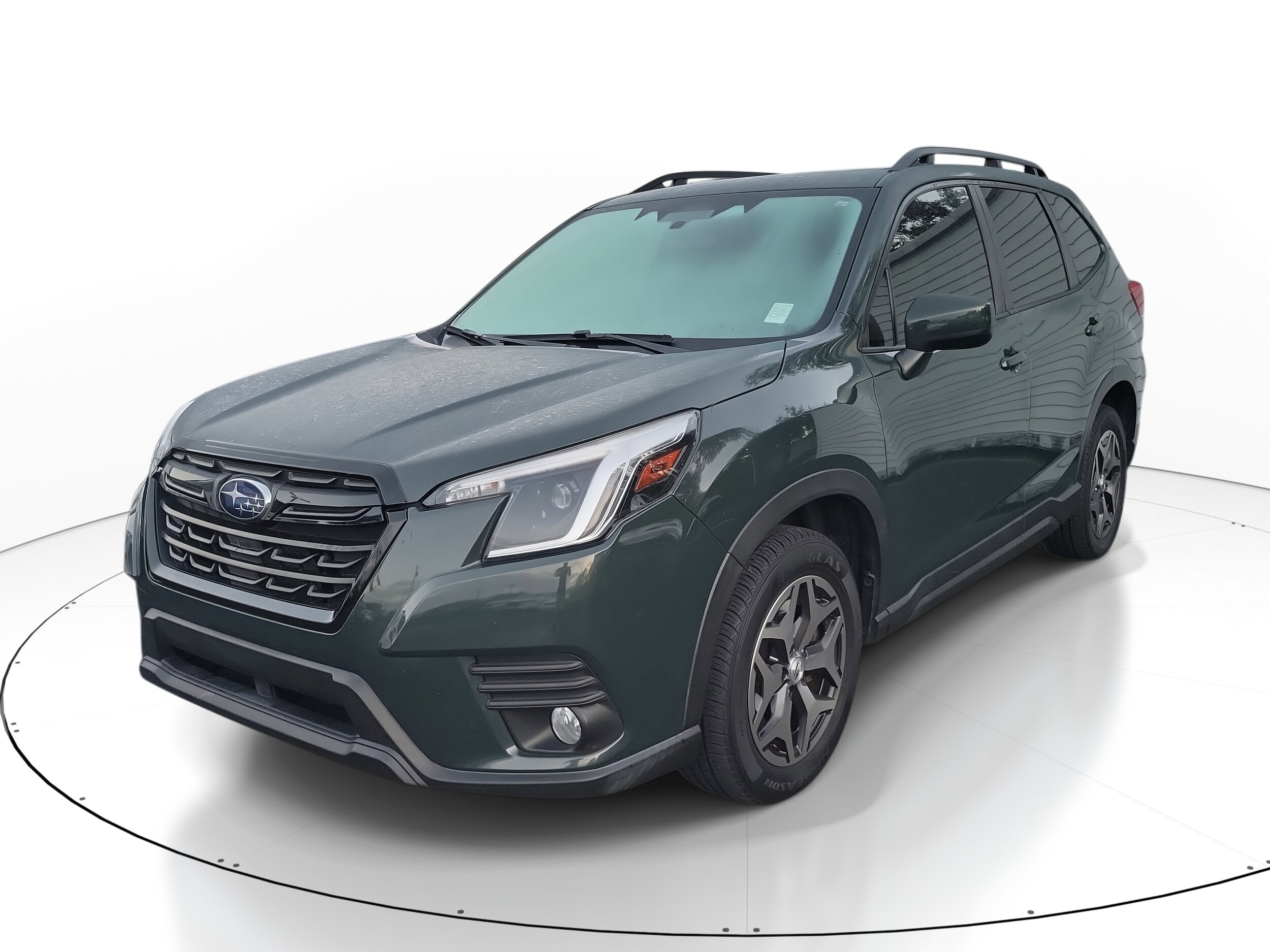 2022 Subaru Forester Premium photo 3