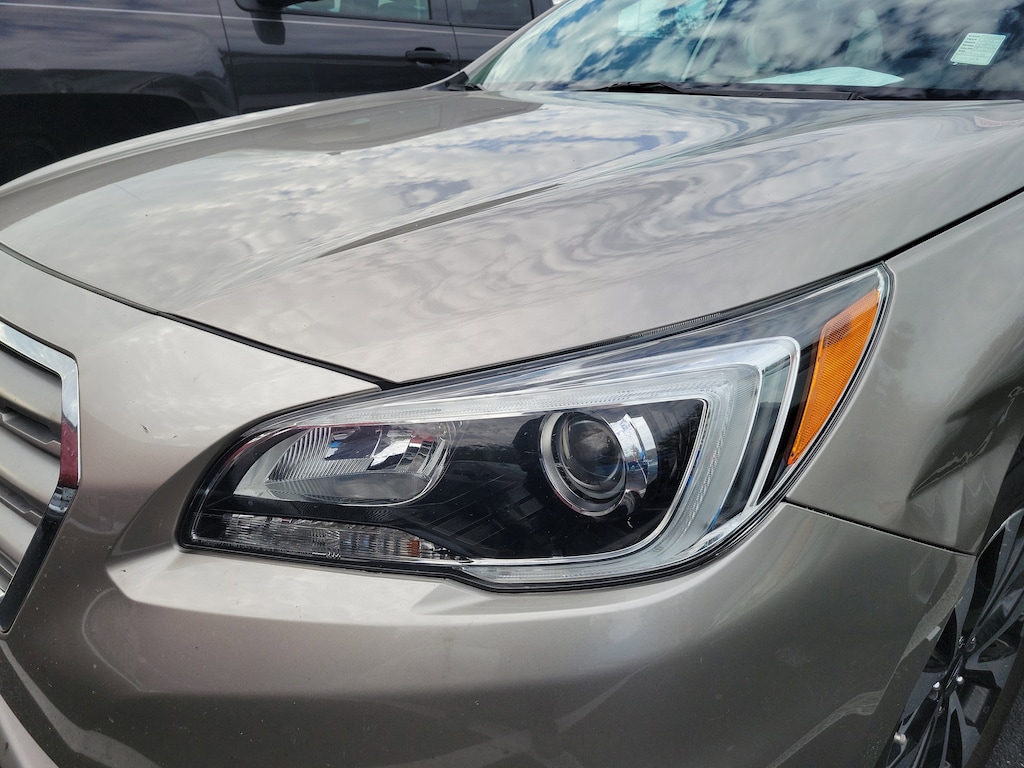Used 2017 Subaru Outback 2.5i Limited with SUV