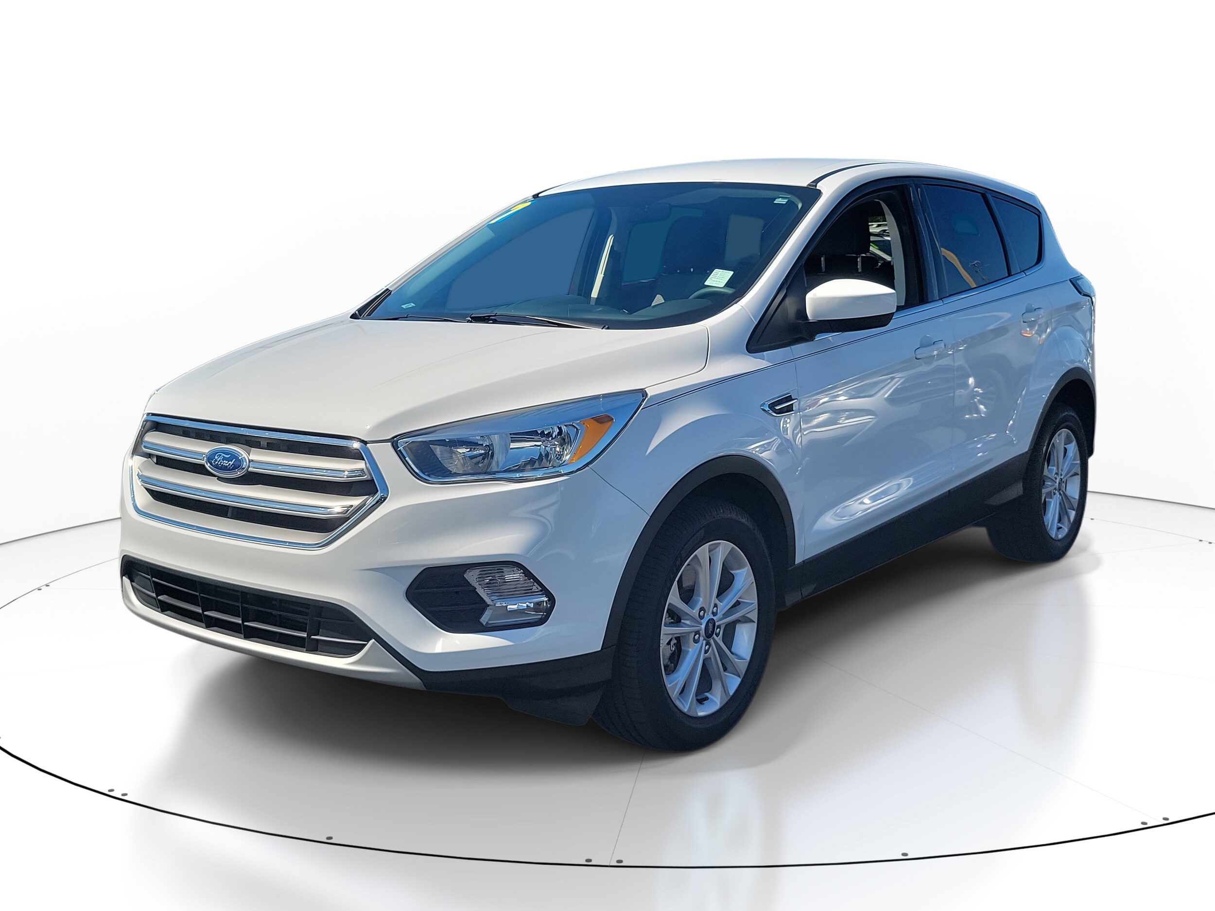 2017 Ford Escape SE photo 2