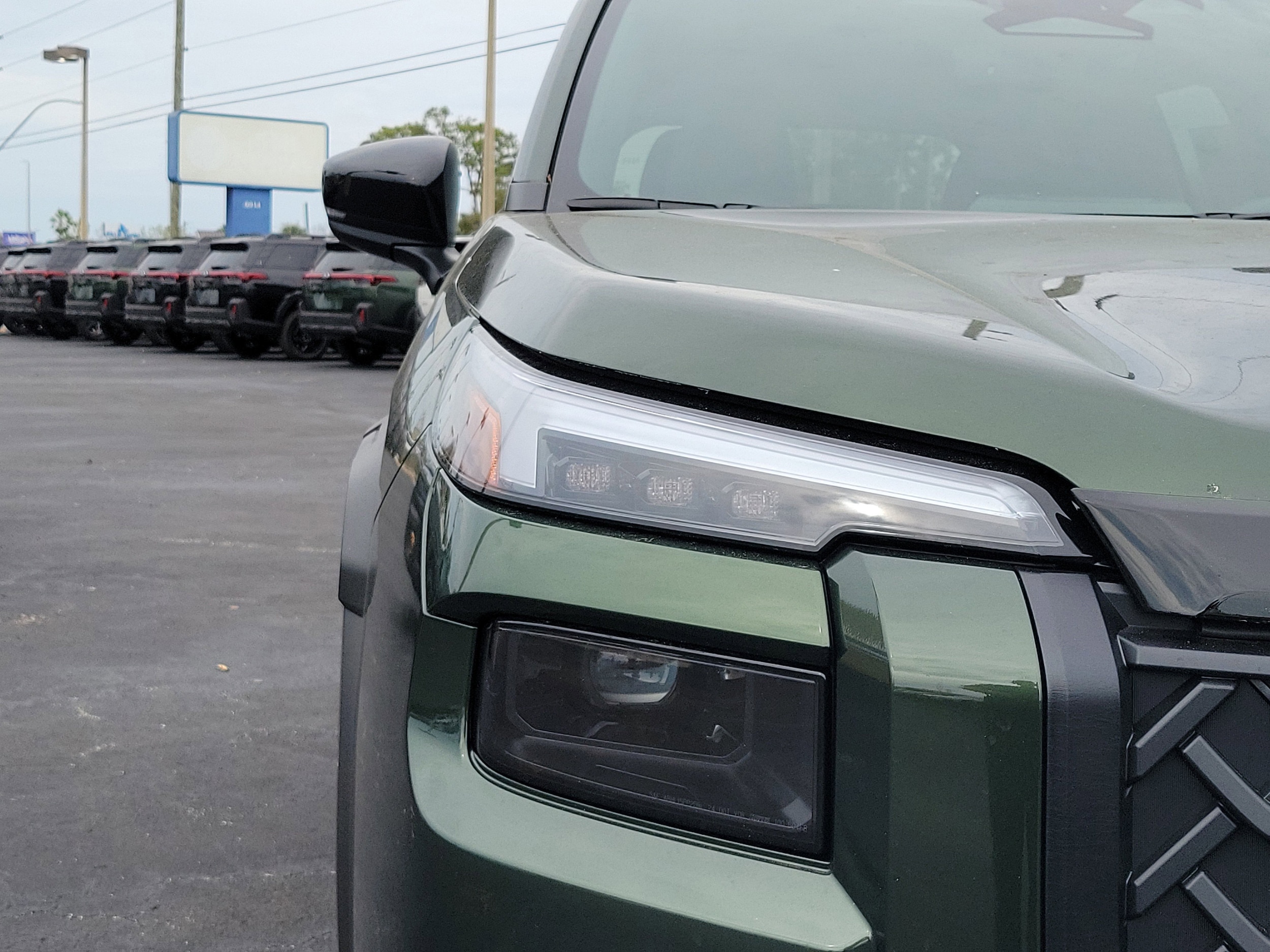 2026 Subaru Outback Limited - Photo 7